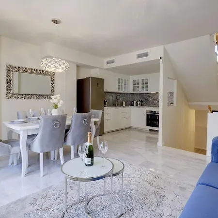 Spacious And Modern House In Riviera, Mijas, Costa Del Sol, 15min From Marbella Malaga